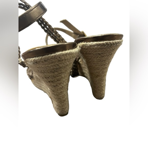 Michael Kors chrome wedge heels size 7 - Picture 7 of 10